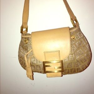 COPY - Fendi hand purse
